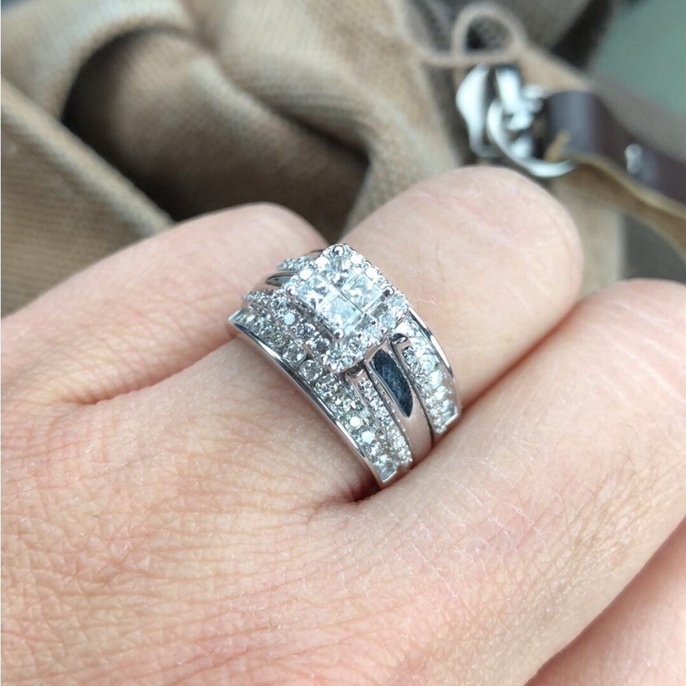 Princess Cut Halo Engagement Ring Set